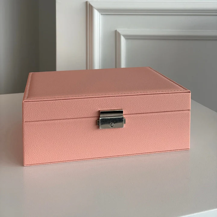 Moderne Schmuckschatulle — Organizer mit Samt-Innenfutter