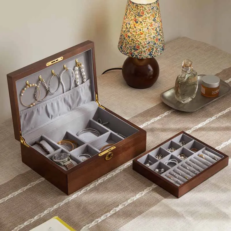 Schmucktruhe — Vintage Massivholz Klassisch