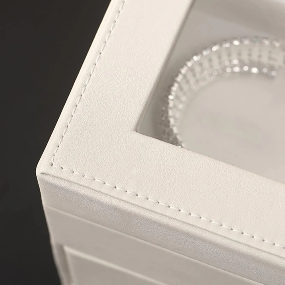 Schmuck-Displaytruhe — 3-stufig, veganes Leder