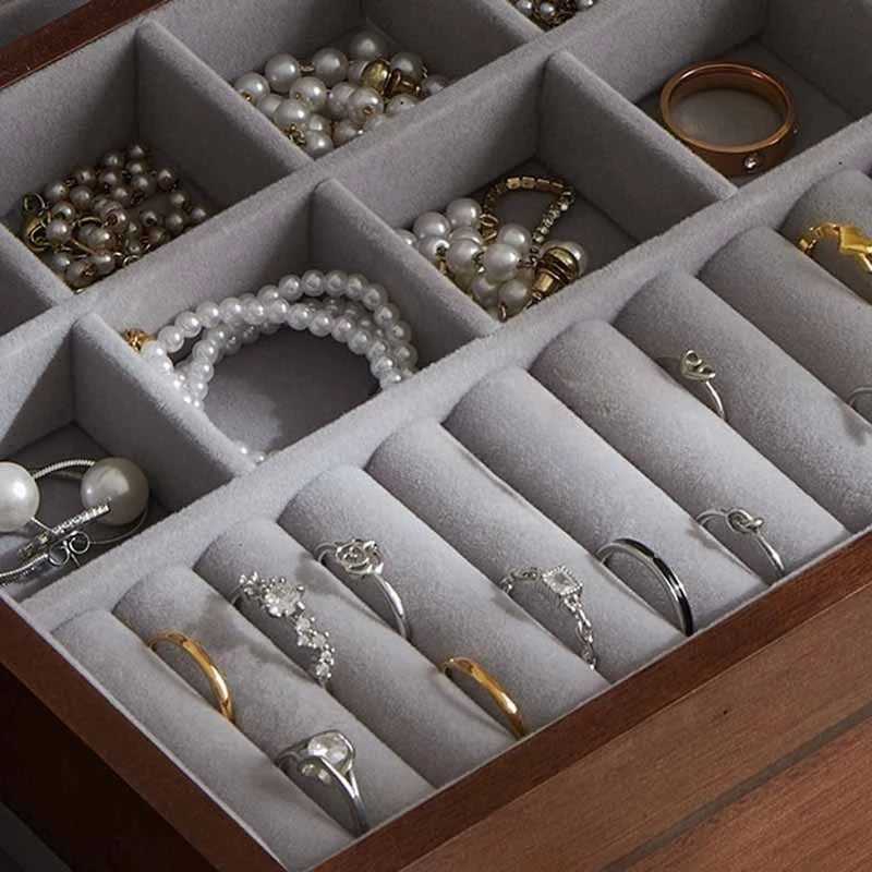 Schmucktruhe — Vintage Massivholz Klassisch